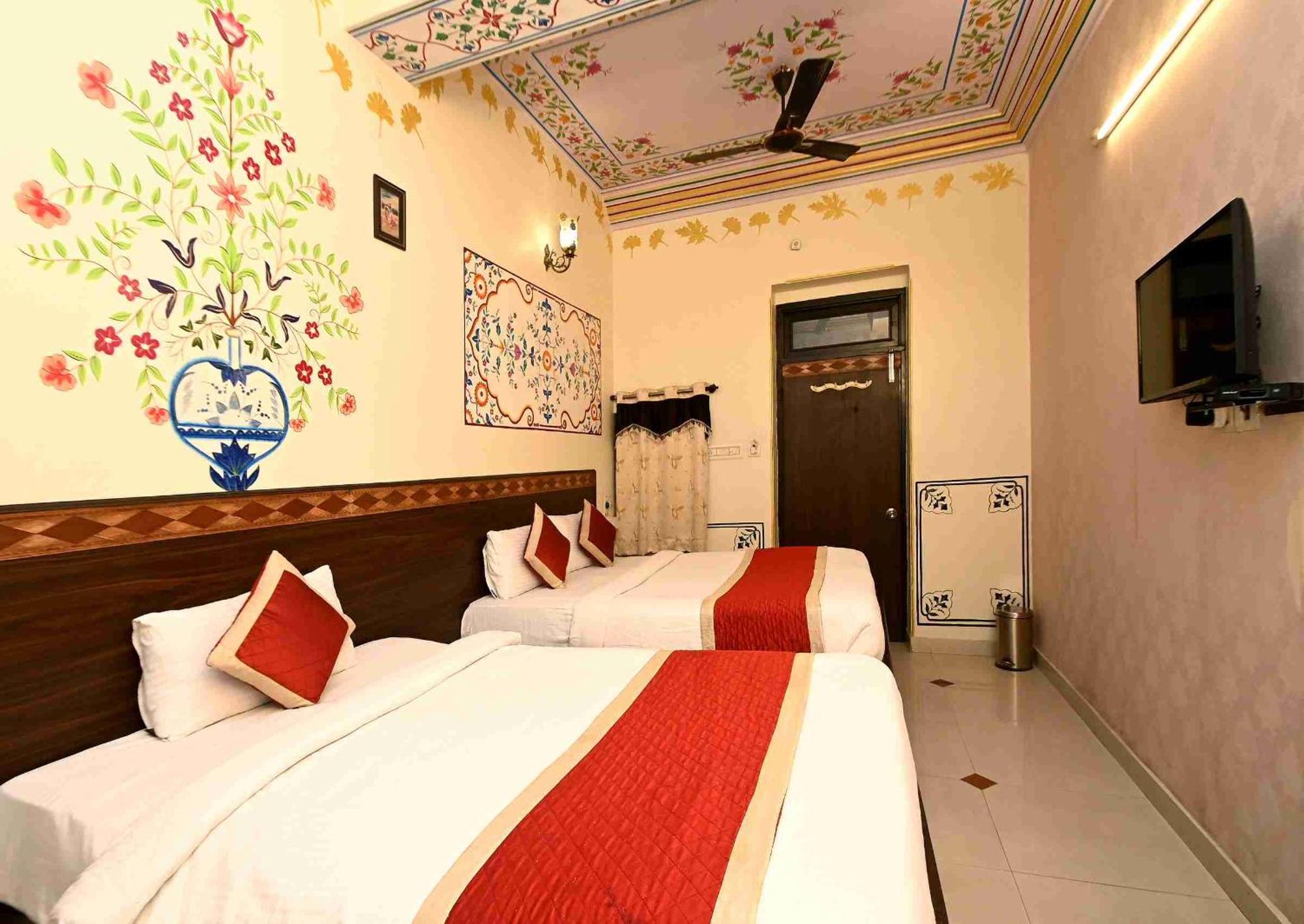 Virasat Mahal Heritage Hotel-Jaipur City Center Buitenkant foto