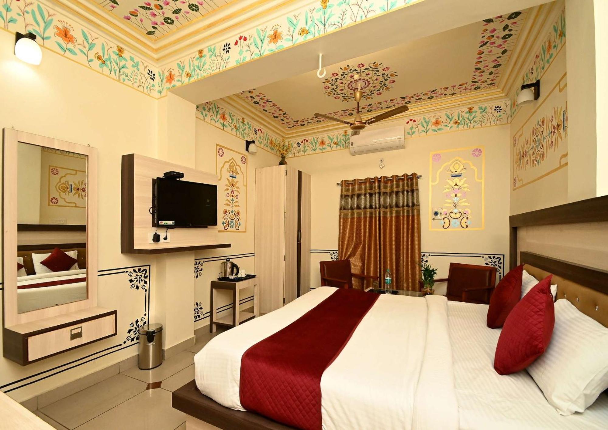 Virasat Mahal Heritage Hotel-Jaipur City Center Buitenkant foto
