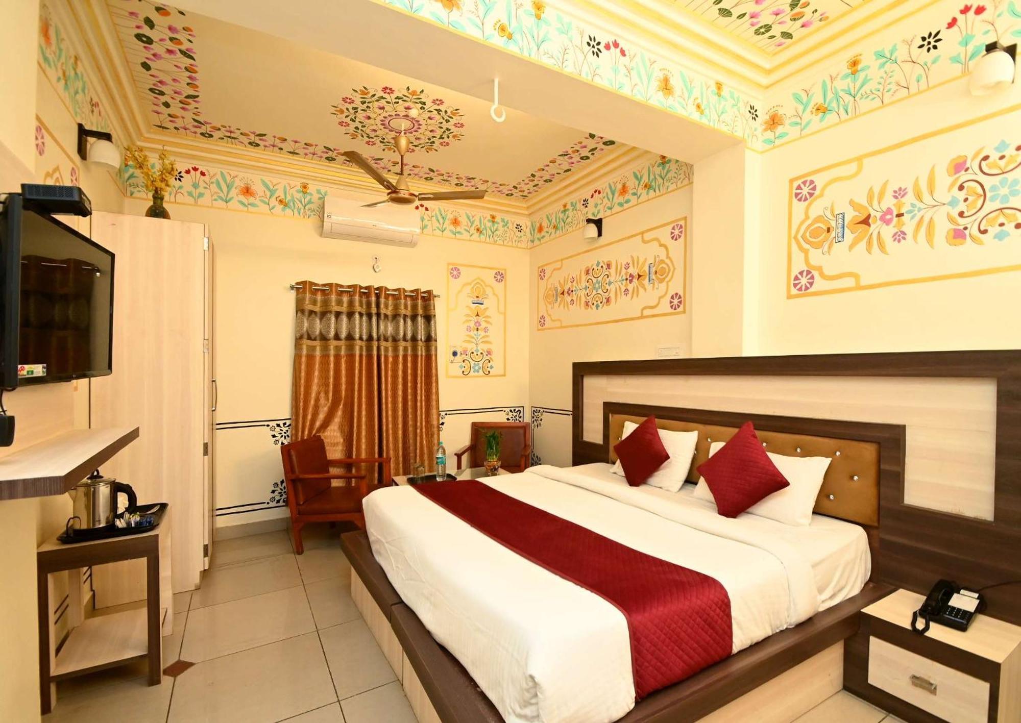 Virasat Mahal Heritage Hotel-Jaipur City Center Buitenkant foto