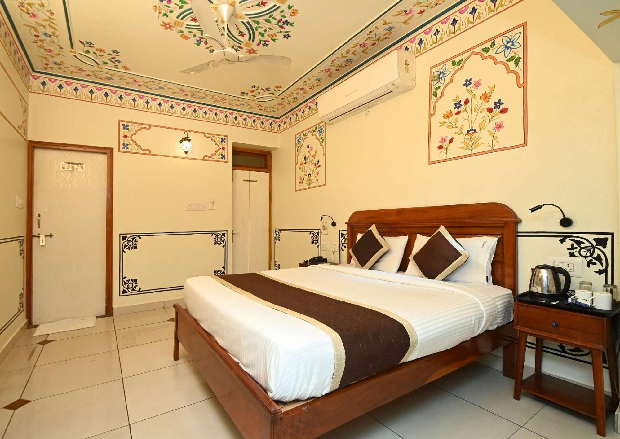 Virasat Mahal Heritage Hotel-Jaipur City Center Buitenkant foto
