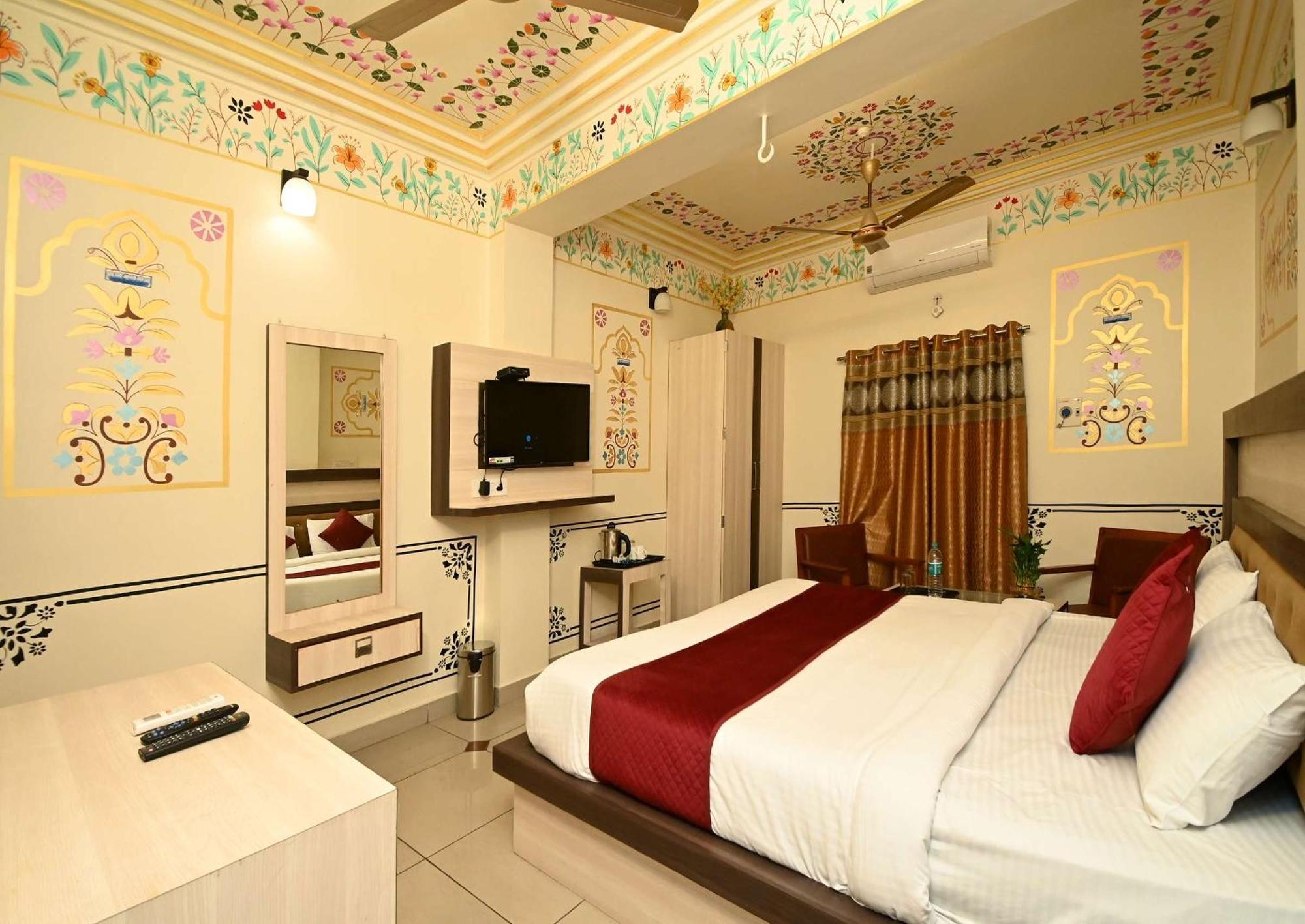 Virasat Mahal Heritage Hotel-Jaipur City Center Buitenkant foto