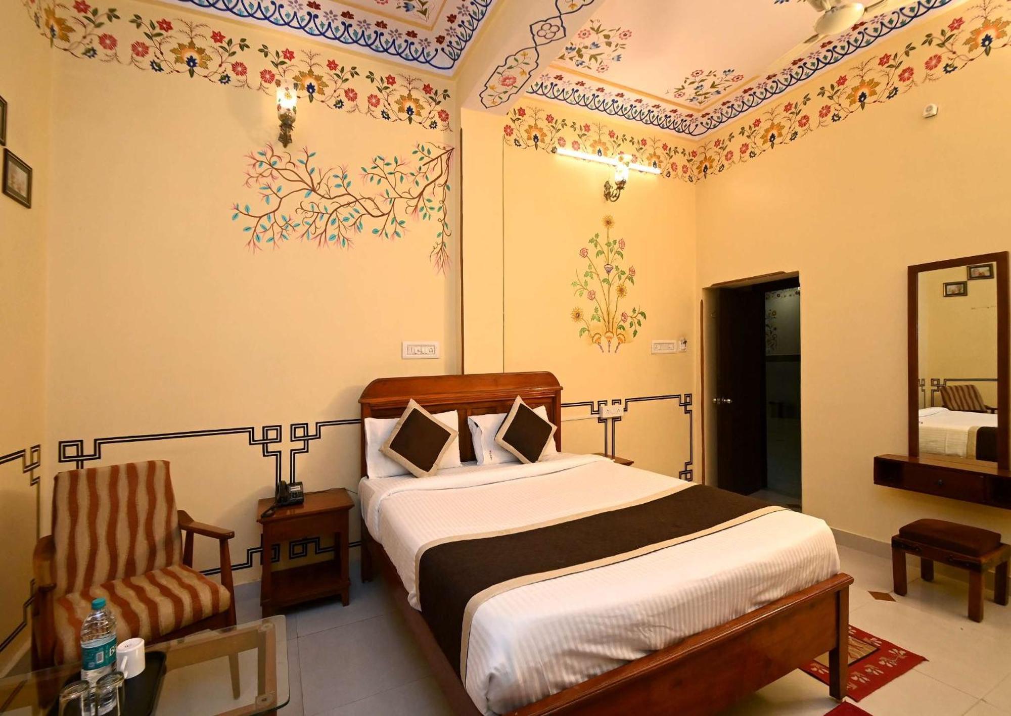 Virasat Mahal Heritage Hotel-Jaipur City Center Buitenkant foto