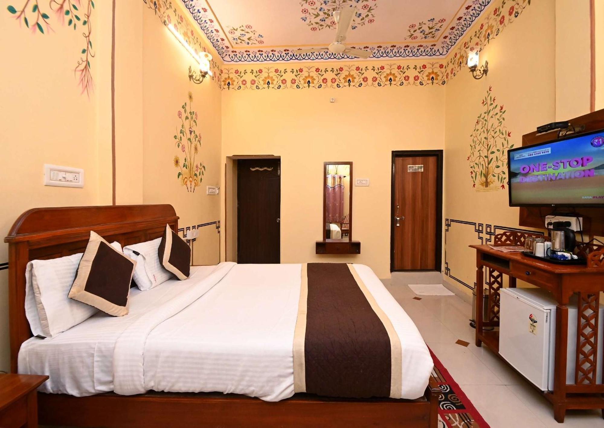 Virasat Mahal Heritage Hotel-Jaipur City Center Buitenkant foto