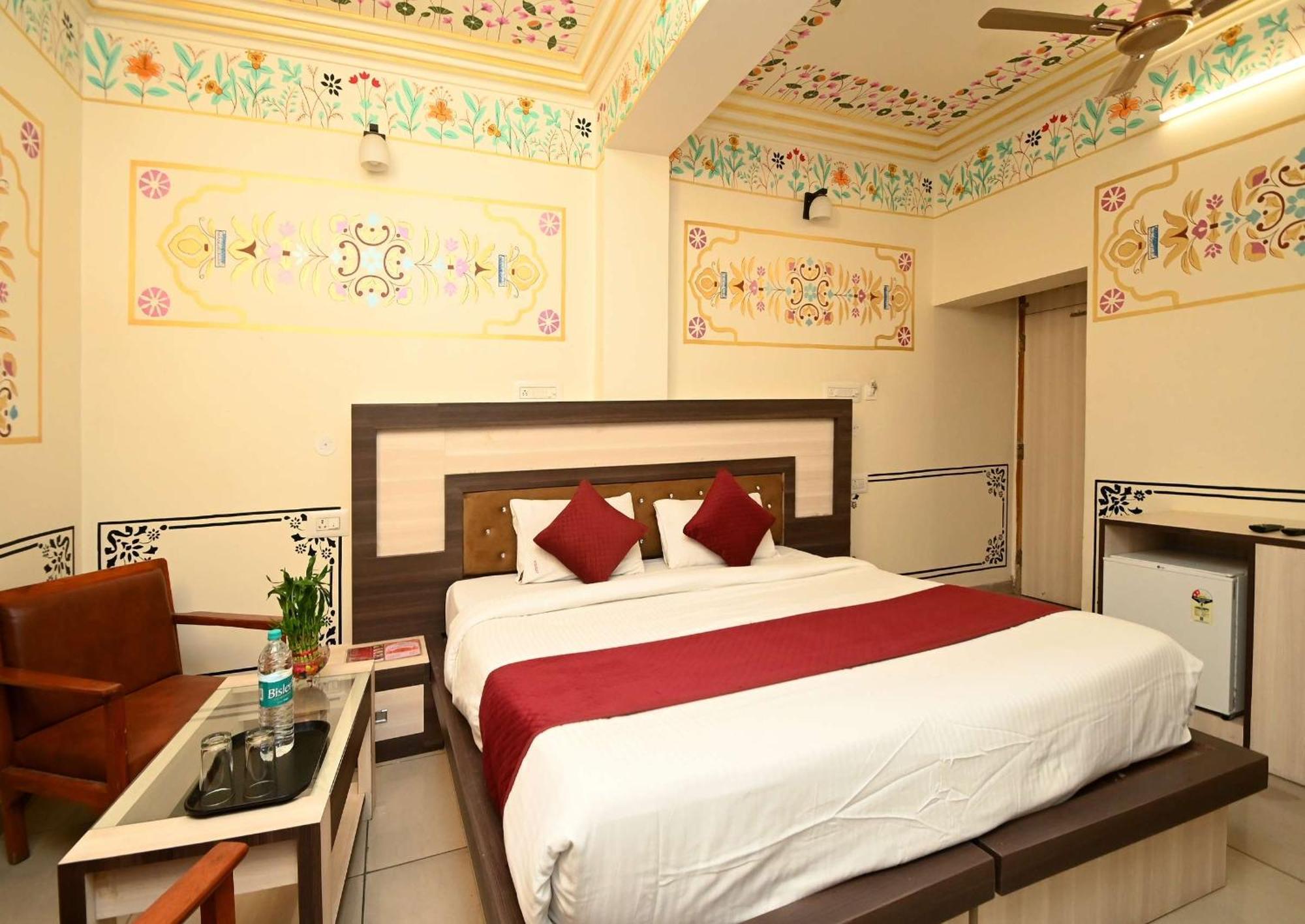 Virasat Mahal Heritage Hotel-Jaipur City Center Buitenkant foto